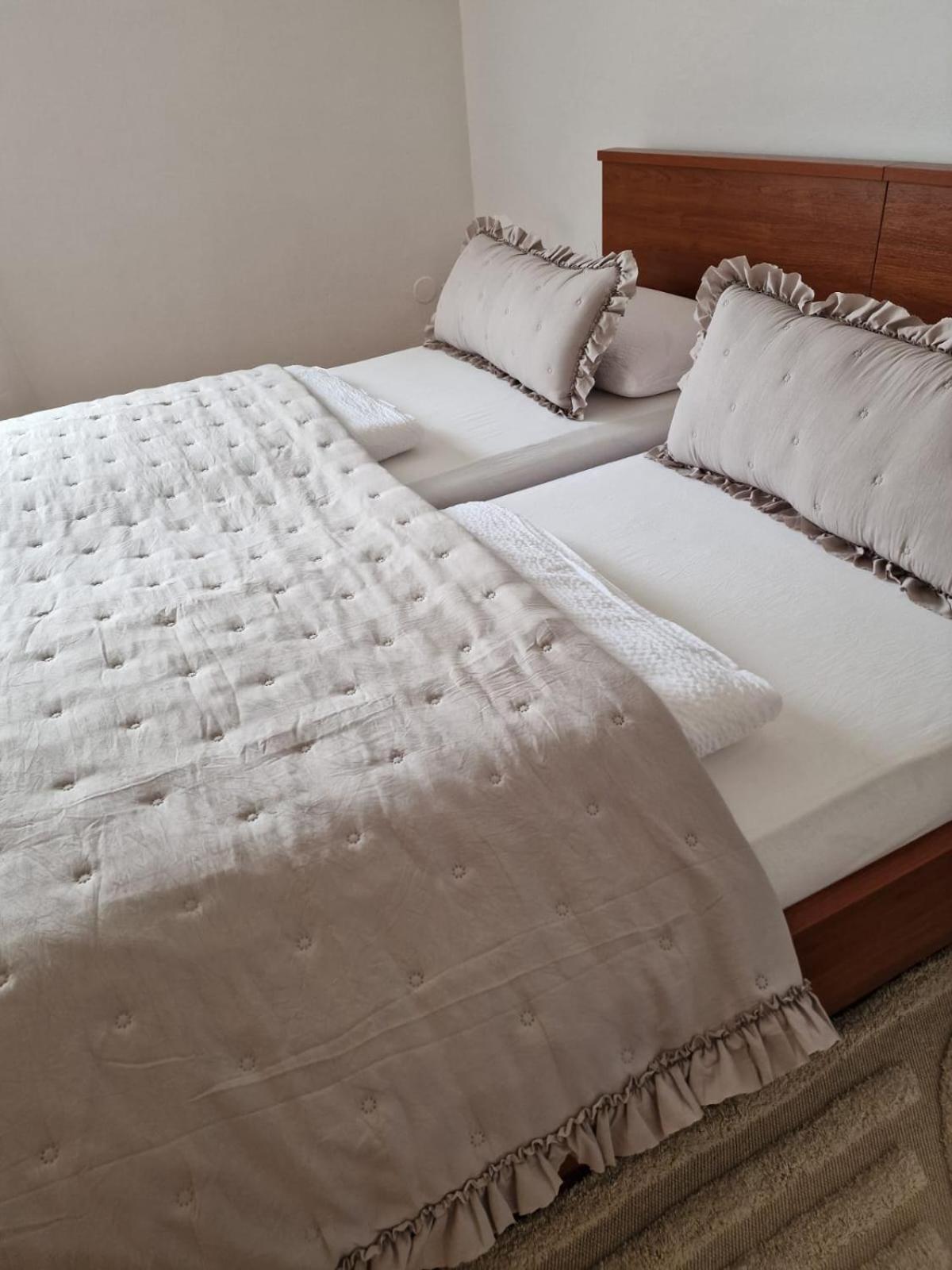Apartmani Zinda Sukošan エクステリア 写真