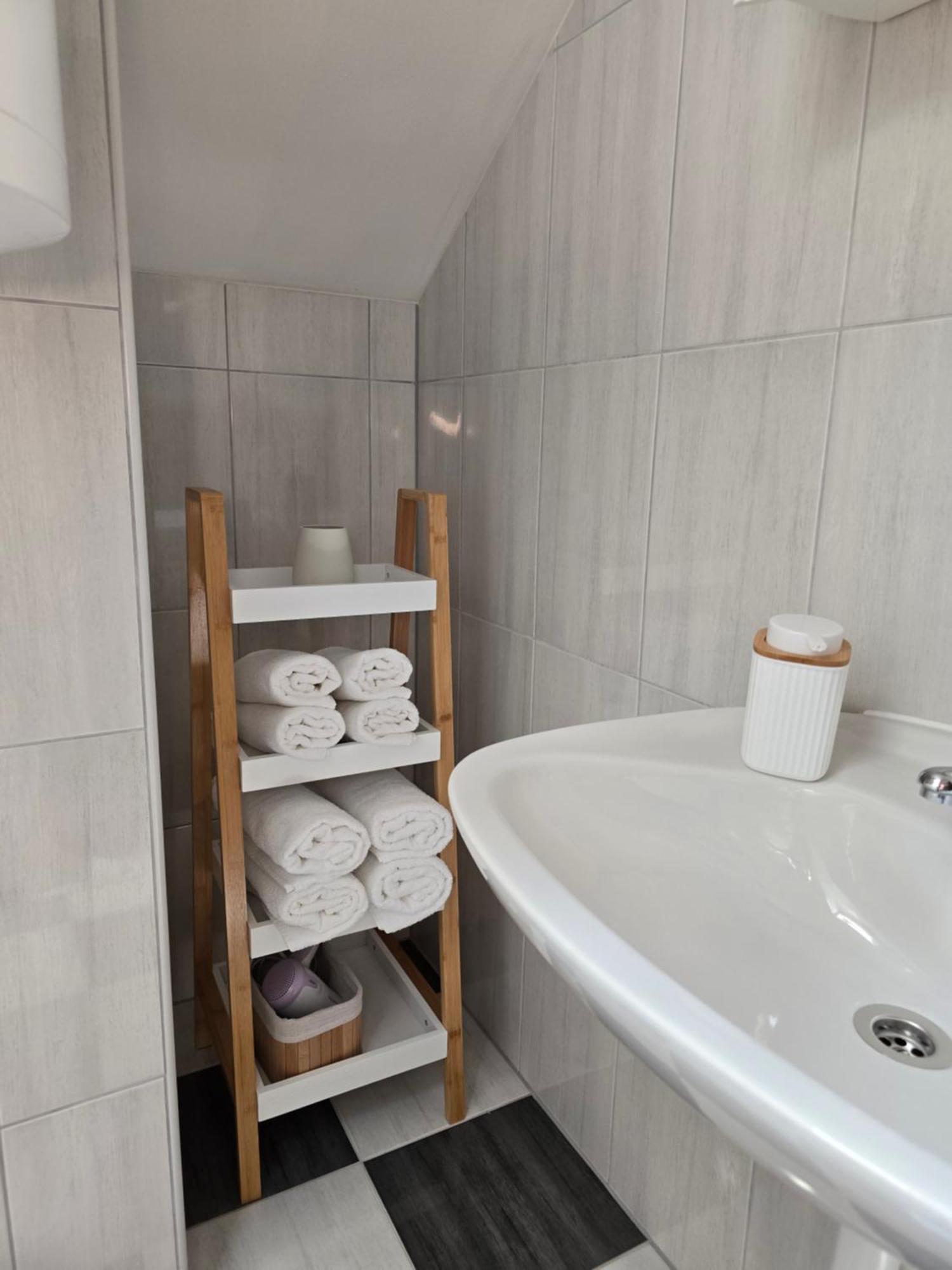Apartmani Zinda Sukošan エクステリア 写真
